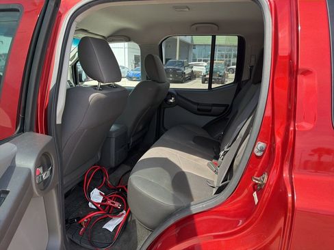 Used 2013 Nissan Xterra S w/ Value Package image 9