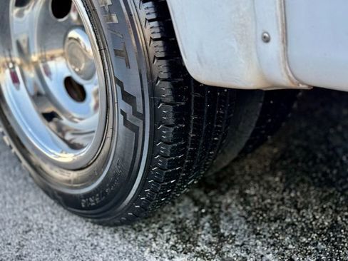 Used 2018 Ford E-450 and Econoline 450 Super Duty w/ Shuttle Bus Prep Package image 27