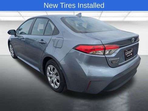 Used 2024 Toyota Corolla LE FWD image 2