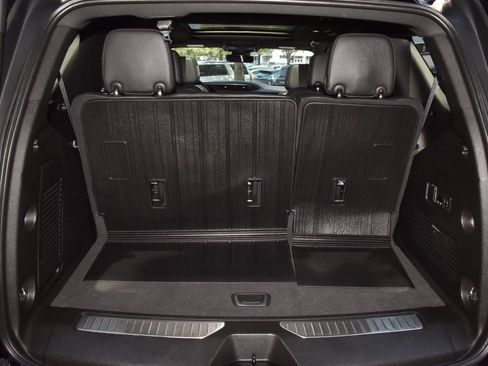 Used 2023 GMC Yukon Denali w/ LPO, Floor Liner Package AWD/4WD image 40