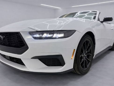 Used 2026 Ford Mustang Premium image 33