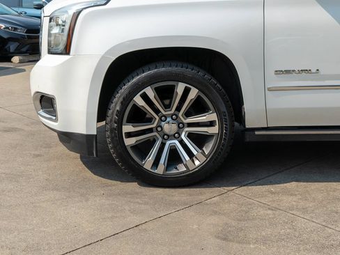 Used 2020 GMC Yukon Denali w/ Denali Ultimate Package AWD/4WD image 34