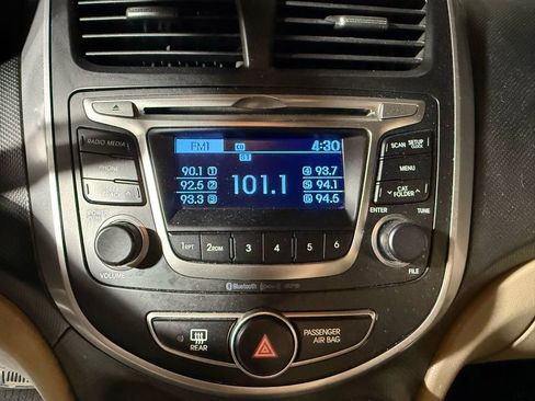 Used 2016 Hyundai Accent SE w/ Option Group 02 FWD image 5