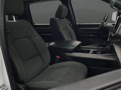 Used 2020 RAM 1500 Big Horn AWD/4WD image 24