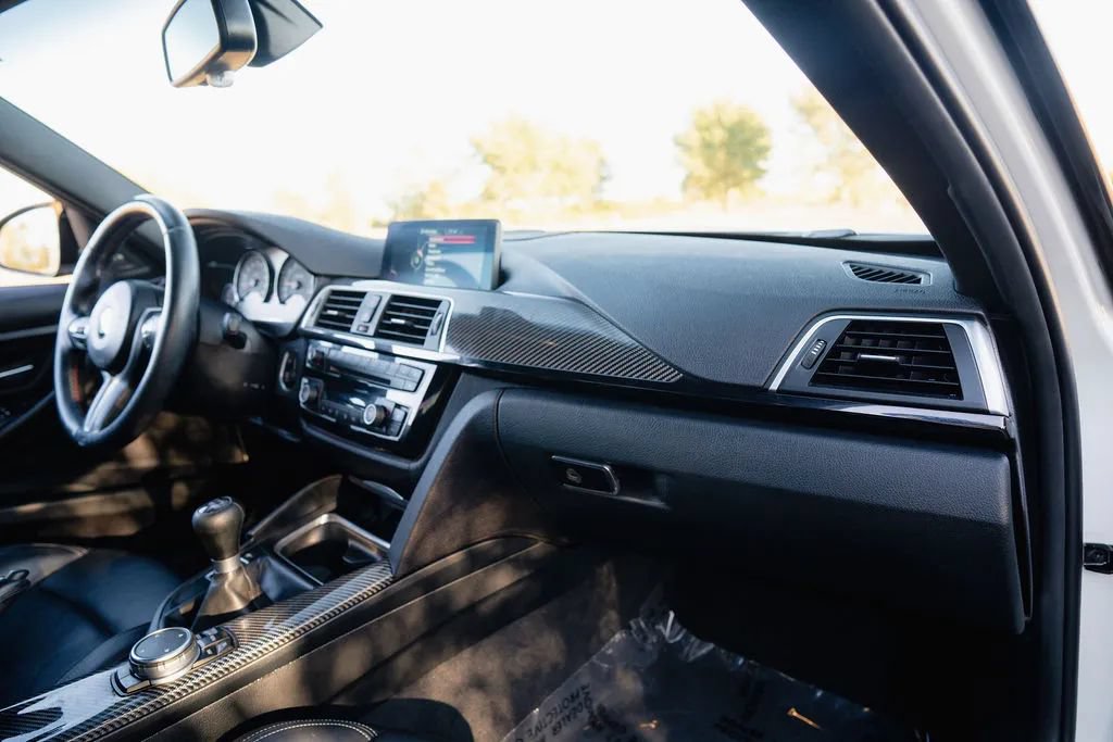 Used 2016 BMW M3 RWD image 67