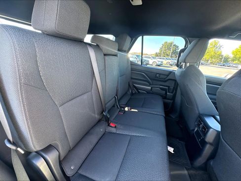 Used 2026 Toyota 4Runner SR5 AWD/4WD image 25