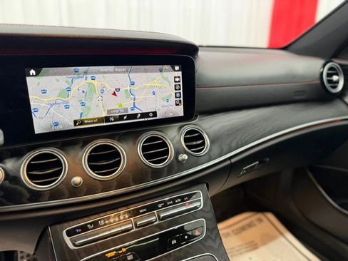 Used 2021 Mercedes-Benz E 53 AMG 4MATIC Sedan image 28
