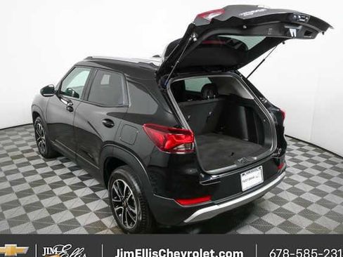 Certified 2025 Chevrolet TrailBlazer LT AWD/4WD image 24