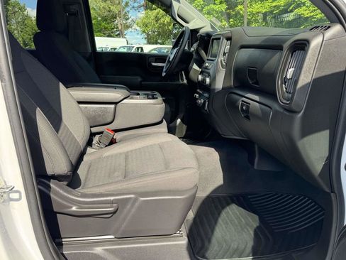 Used 2024 Chevrolet Silverado 2500 Custom w/ Custom Value Package AWD/4WD image 14