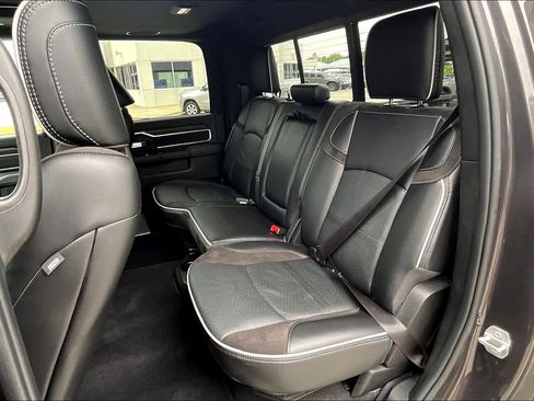 New 2025 RAM 2500 Laramie image 21