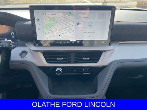 New 2026 Ford Explorer Active w/ Active Comfort Package image 9