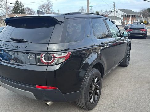 Used 2017 Land Rover Discovery Sport HSE AWD/4WD image 9