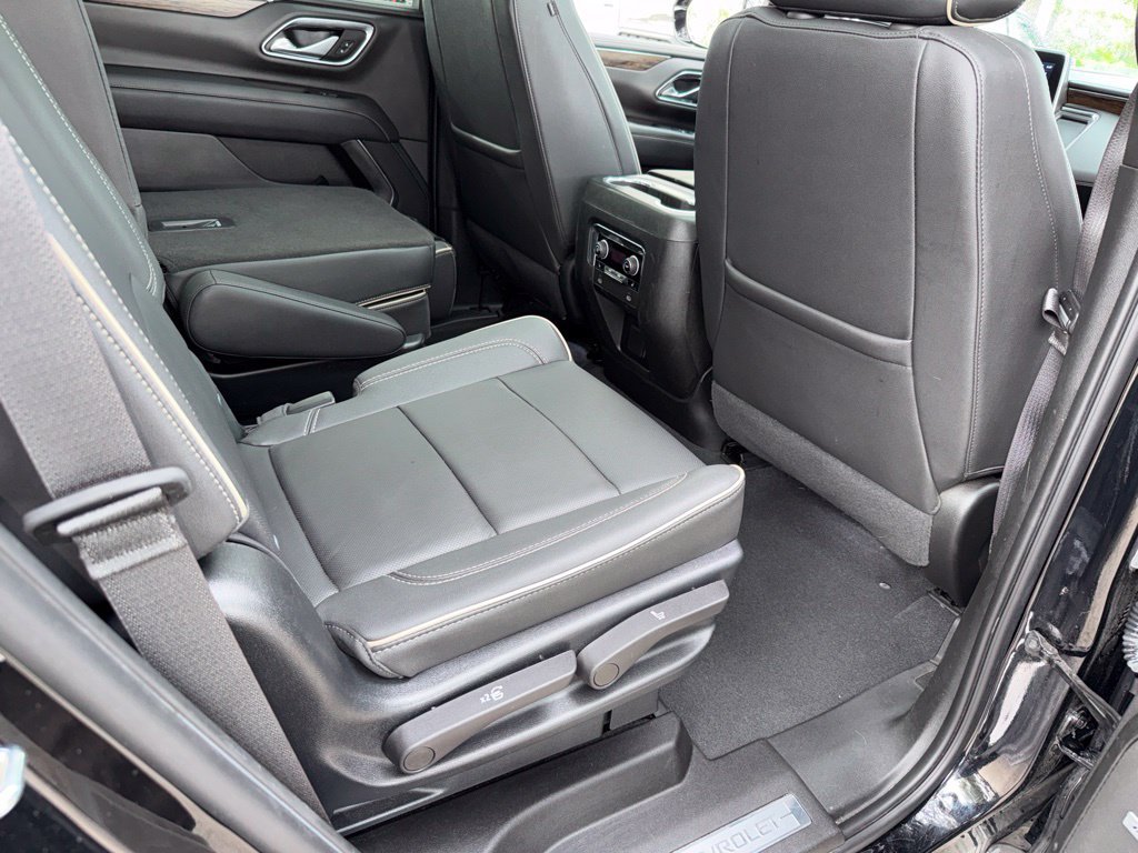 Used 2023 Chevrolet Tahoe Premier w/ Premium Package 2 AWD/4WD image 22