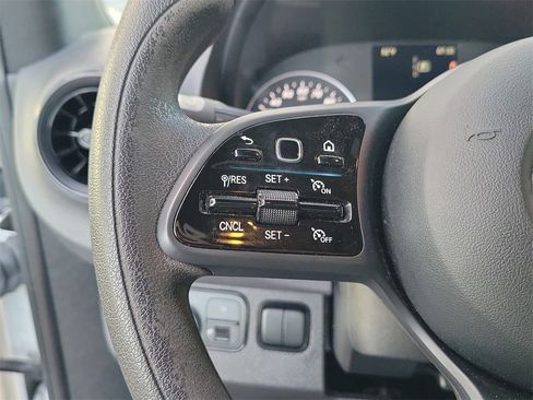 Used 2024 Mercedes-Benz Sprinter 2500 image 17