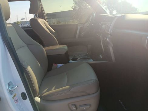 Used 2019 Toyota 4Runner SR5 Premium AWD/4WD image 23