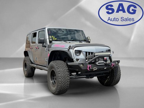 Used 2017 Jeep Wrangler Unlimited Sport w/ Quick Order Package 24S AWD/4WD image 2