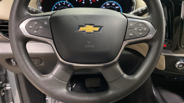 Used 2023 Chevrolet Traverse LS w/ Safety Package AWD/4WD image 15