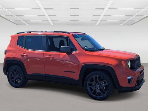 Used 2021 Jeep Renegade Latitude image 6