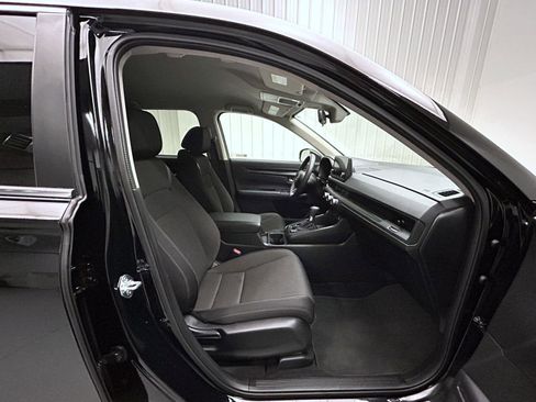 Used 2025 Honda CR-V LX image 15