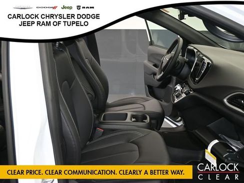 New 2026 Chrysler Voyager LX image 39