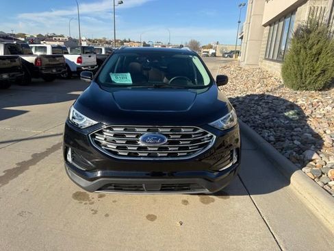 Used 2022 Ford Edge SEL w/ Convenience Package image 2