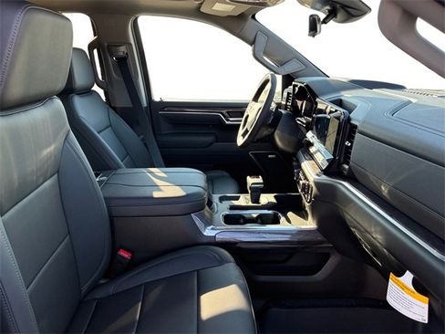 New 2025 Chevrolet Silverado 1500 LTZ w/ LTZ Premium Package image 15