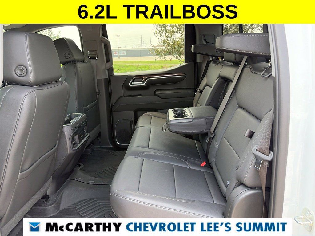 Used 2023 Chevrolet Silverado 1500 LT Trail Boss w/ Convenience Package II AWD/4WD image 41