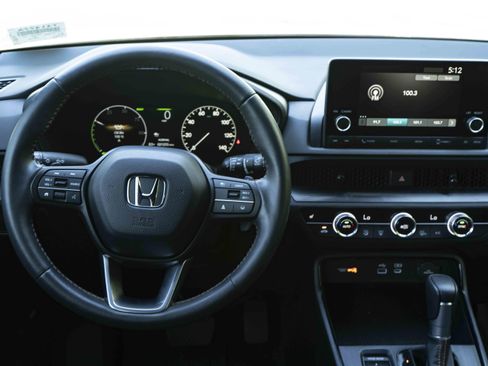 Used 2024 Honda CR-V Sport image 19