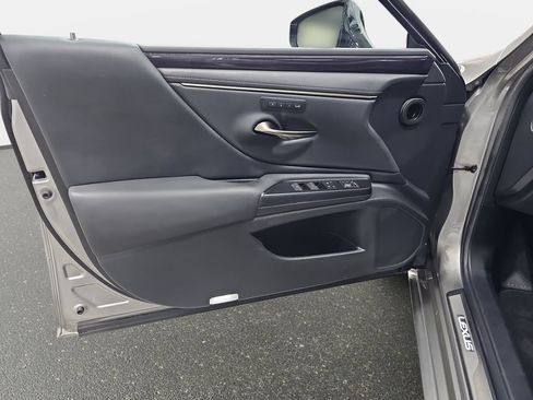 Used 2021 Lexus ES 350 w/ Premium Package FWD image 29