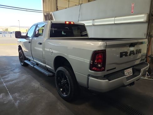 Used 2026 RAM 2500 Big Horn AWD/4WD image 4