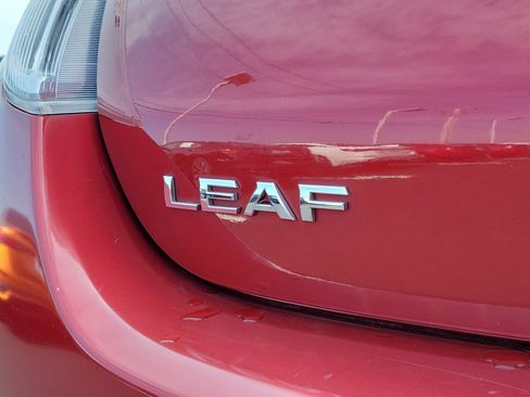 Used 2013 Nissan Leaf S FWD image 7