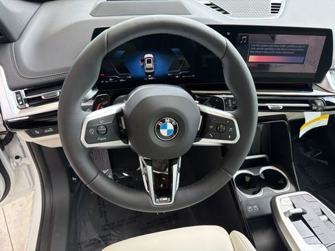 Used 2026 BMW X1 xDrive28i w/ Technology Package AWD/4WD image 10
