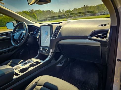 Used 2022 Ford Edge SEL w/ Convenience Package AWD/4WD image 42