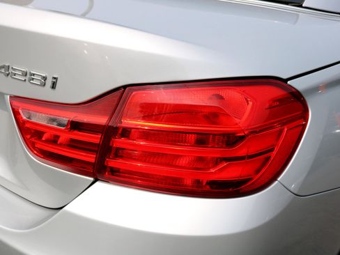 Used 2016 BMW 428i Convertible image 11