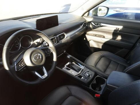 Used 2025 MAZDA CX-5 AWD 2.5 S w/ Preferred Package image 3