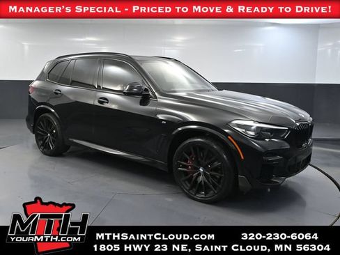 Used 2022 BMW X5 M50i AWD/4WD image 1