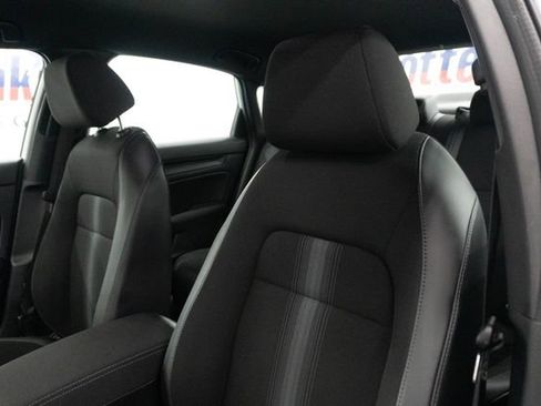 Used 2023 Honda Civic Sport image 15