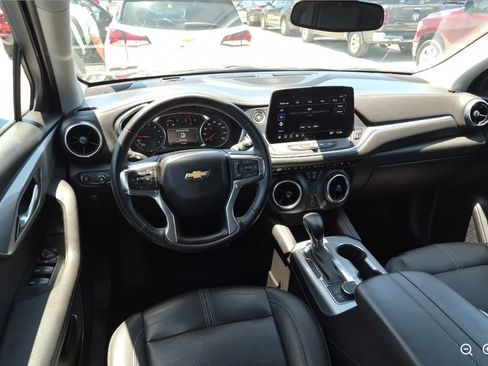Used 2023 Chevrolet Blazer LT AWD/4WD image 10