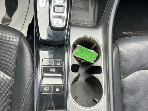 Used 2020 Hyundai Sonata Limited FWD image 16