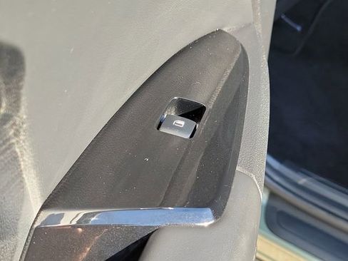 Used 2025 Kia Sportage X-Line w/ Premium Package image 19