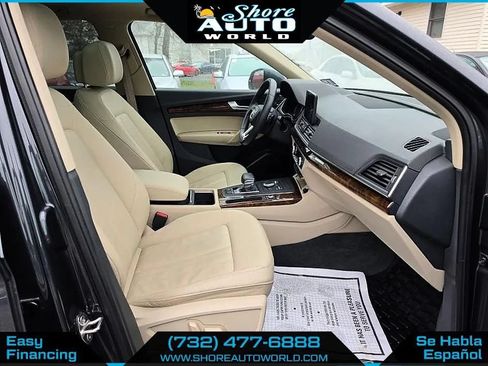 Used 2018 Audi Q5 2.0T Premium w/ Convenience Package AWD/4WD image 22