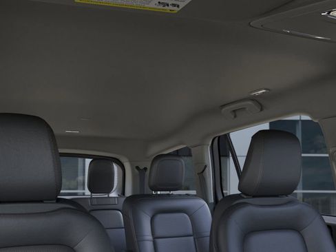Used 2026 Lincoln Aviator AWD image 22