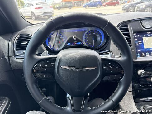 Used 2017 Chrysler 300 S w/ 300S Premium Group AWD/4WD image 22