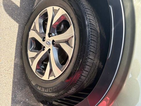 Used 2021 Subaru Outback Touring image 4