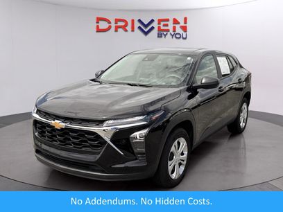 Used 2025 Chevrolet Trax LS