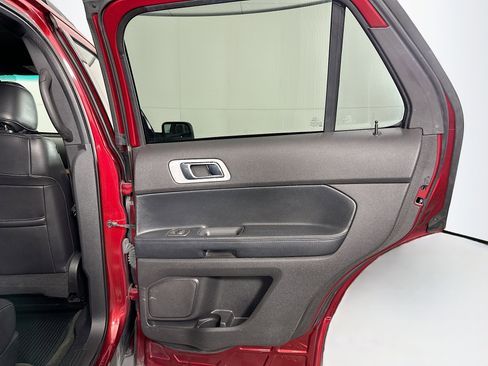 Used 2014 Ford Explorer Sport w/ Equipment Group 401A AWD/4WD image 33