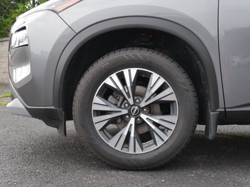 Used 2023 Nissan Rogue SV AWD/4WD image 11