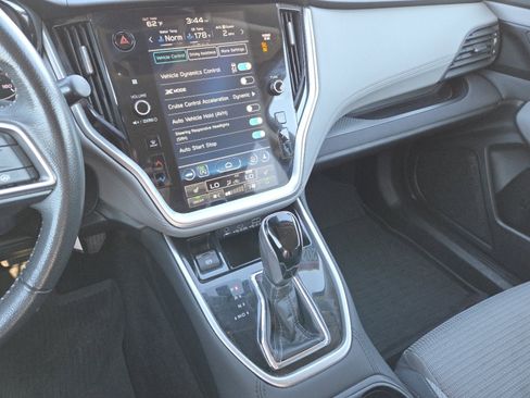 Used 2024 Subaru Outback Premium image 28