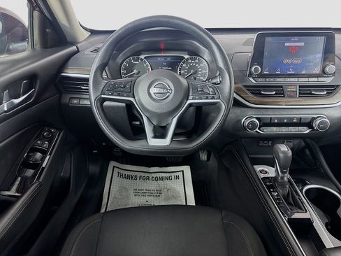 Used 2023 Nissan Altima 2.5 SV FWD image 20
