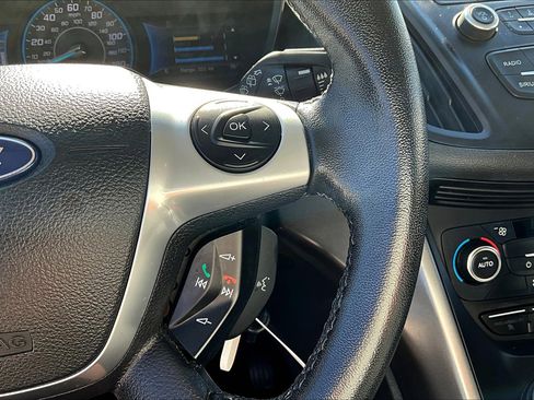 Used 2017 Ford C-MAX SE image 23